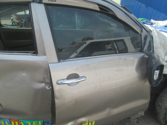 ขายประตูหน้า-หลัง R  VIGO