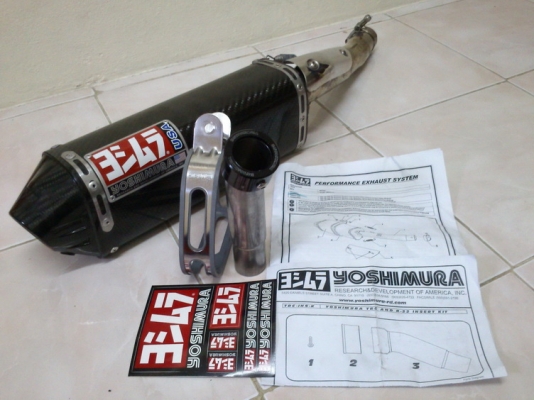 ขายท่อสูตร Yoshimura USA แท้ ทรง Slip-On รุ่น TRC Full Cabon ราคา 16,500 บาท