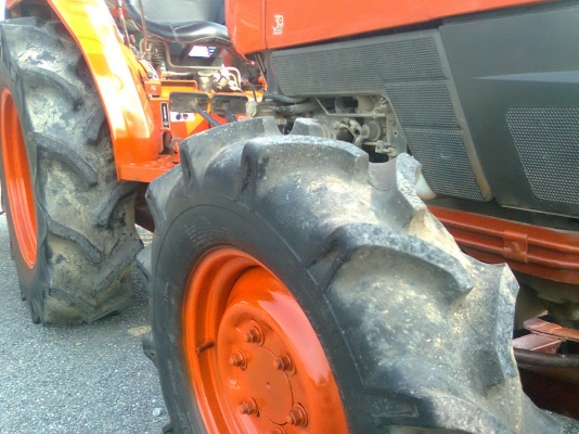 ขายรถไถคูโบต้า L 3408 พร้อมใบมีดดันหน้า โรตารี่ ผาน5