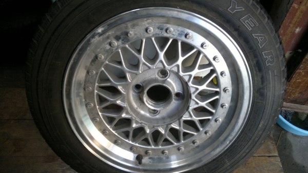 ขายล้อแม๊คขอบ15 4รู100 พร้อมยางขายแยกได้ครับ