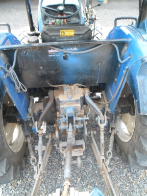 แชมป์ MX-4548  45แรง 2เพลา + ใบมีดดันดิน 225,000 บาท