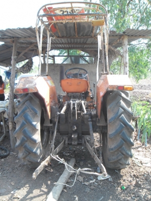 ขาย HINOMOTO - E 324 32แรง 2 เพลา 85,000