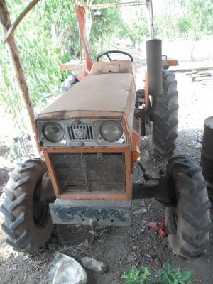 ขาย HINOMOTO - E 324 32แรง 2 เพลา 85,000