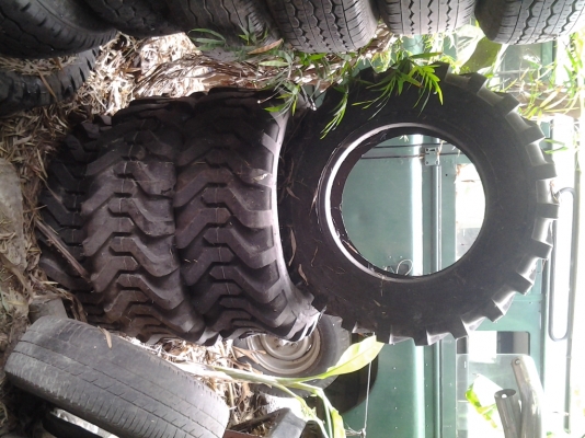 ขายยางบิ๊กฟูด ขอบ 16 นิ้ว ยางใหม่ ขาย 6,000 บาท 3วันเท่านั้น