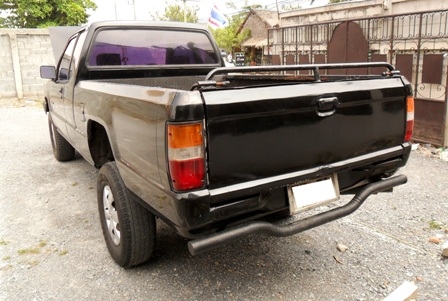 ขายรถกระบะ มิตซู ไซโคลนแค็ป(cab)ยกสูง+วางคานแข็ง(หน้า) ขับเคลื่อน4ล้อ(4WD) เกียร์ธรรมดา+เครื่องดีเซล2500เทอร์โบ สีดำ แซสซีสวย+เครื่องดี-เกียร์ดี+เฟืองหน้า-ท้ายดี+พวงมาลัยเพาเวอร์+เอกสารพร้อมโอน 89,000 บ T. 081-1917015