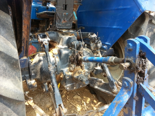 ขายรถแทรกเตอร์ ฟอร์ด 6600 เครื่องแน่น