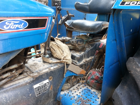 ขายรถแทรกเตอร์ ฟอร์ด 6610 แท้เต็ม