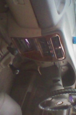 ตัดใจปล่อย นิสสัน ฟรอนเทียร์ ปี 46  4x4   วางเครื่อง 2.5 ฝาแดง