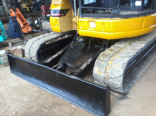 ขายรถขุดเล็ก ยี่ห้อ CAT รุ่น 305 รถเก่านอก มีเอกสาร ราคา 560,000 บาท