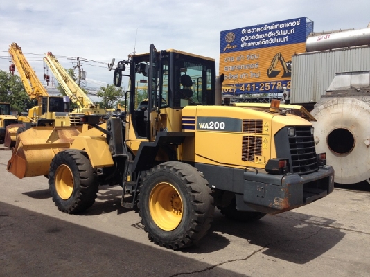 รถตักล้อยาง Komatsu WA200-5 รภเก่านอกนำเข้าจากญี่ปุ่่น พร้อมใข้งานทันที 091 695-6445