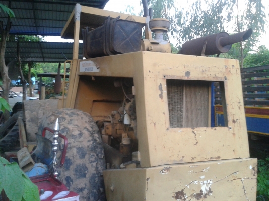 ขายด่วน รถบด ยี่ห้อABG รถเยอรมัน เครื่องคัมมิ้น 4สูบเทอร์โบ สภาพพร้อมใช้งานจริง เครื่องปั้มดี เกียร์ท๊อกเยี่ยม ระบบสั่นสะเทือนใช้งานได้ปกติ เอกสารสัญญซื้อขายครับ