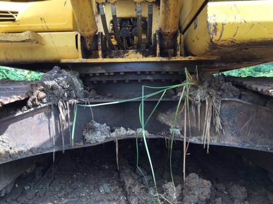 PC200-7 C/N78574.. ปี2009ทำงาน16000.กว่าชั่วโมง เล่มทะเบียนพร้อม..