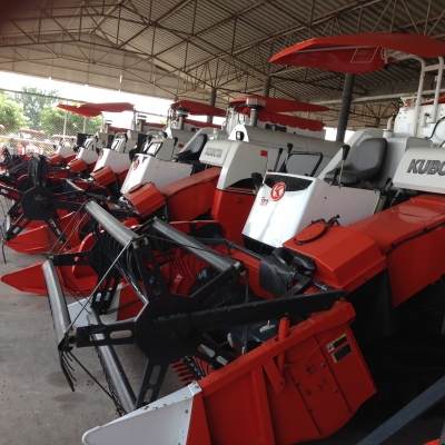 รถเกี่ยวข้าว