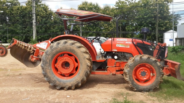 ขายรถไถM8540 พร้อมผานจาน ขายรถไถM8540 พร้อมผานจาน