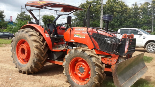 ขายรถไถM8540 พร้อมผานจาน ขายรถไถM8540 พร้อมผานจาน