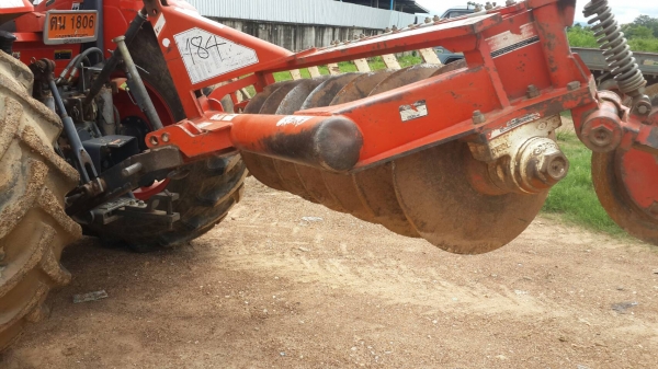 ขายรถไถM8540 พร้อมผานจาน ขายรถไถM8540 พร้อมผานจาน