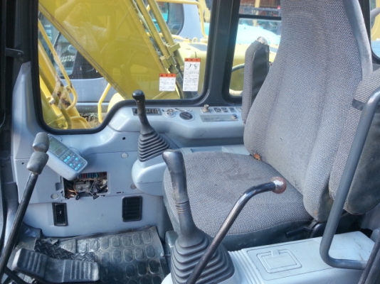 ขายรถขุดโคมัตสุ PC 120-6 เก่านอกมีแอร์เอกสารครบมีลายใบ 50 ร้านละอองดาวแทรคเตอร์นครชัยศรี