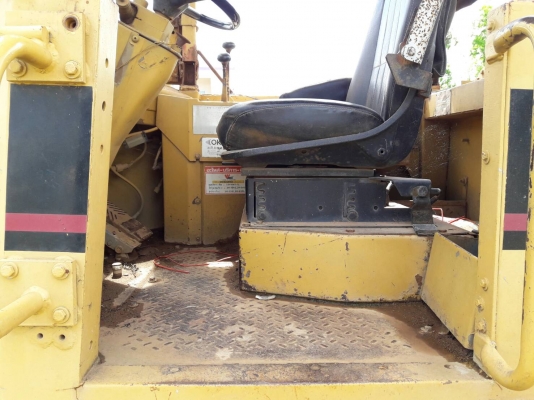 ขายด่วนรถตักเอวอ่อน CAT916 สภาพพร้อมใช้งาน เอกสารเล่มทะเบียน ขายด่วนรถตักเอวอ่อน CAT916 สภาพพร้อมใช้งาน เอกสารเล่มทะเบียน