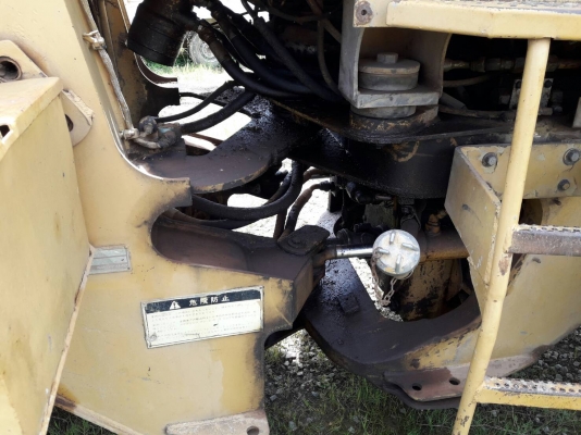 ขายด่วนรถตักเอวอ่อน CAT916 สภาพพร้อมใช้งาน เอกสารเล่มทะเบียน ขายด่วนรถตักเอวอ่อน CAT916 สภาพพร้อมใช้งาน เอกสารเล่มทะเบียน