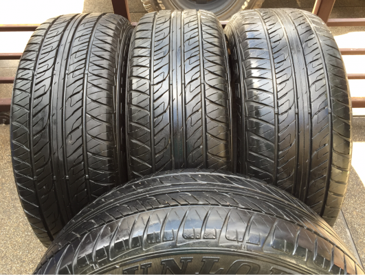 ยาง Dunlop 265 60 18 กลางปี15 ดอกเยอะ ไม่มีปะ ราคาไม่แพง