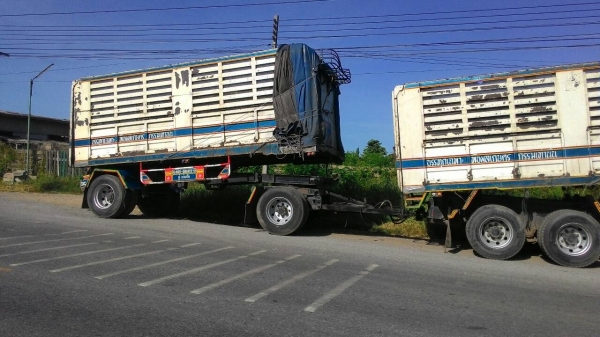 รถ 18 ล้อ HINO FM1J เครื่อง JO8C 260 แรง กระบะเหล็ก ดั้ม  ปี 47