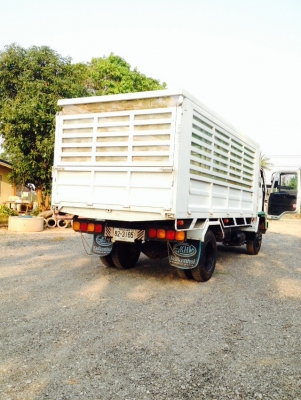ISUZU ล็อกกี้