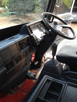ISUZU ล็อกกี้
