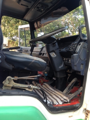 ISUZU ล็อกกี้