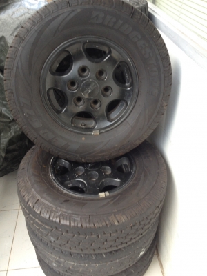 ล้อแมกbig m ขอบ14พร้อมยางใหม่ ราคาถูก 4000 บาท(แค่ยางก็คุ้มแล้ว)