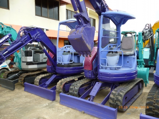 ขายรถขุด  KOMATSU PC28UU-2E