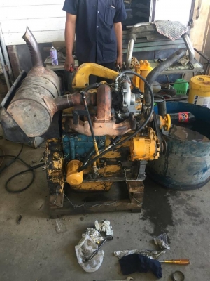 เครื่อง KOMATSU PC120-5 ราคา95000บาท 0898280203 เครื่อง KOMATSU PC120-5 ราคา95000บาท 0898280203