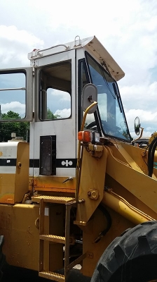 รถตักล้อยาง KOMATSU 515-2