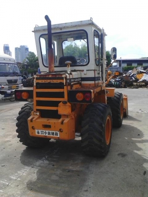 รถตักล้อยาง KOMATSU รุ่น 507