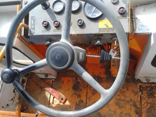 รถตักล้อยาง KOMATSU รุ่น 507