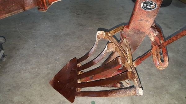 รถไถเล็ก รหัสสินค้า B1 - 10