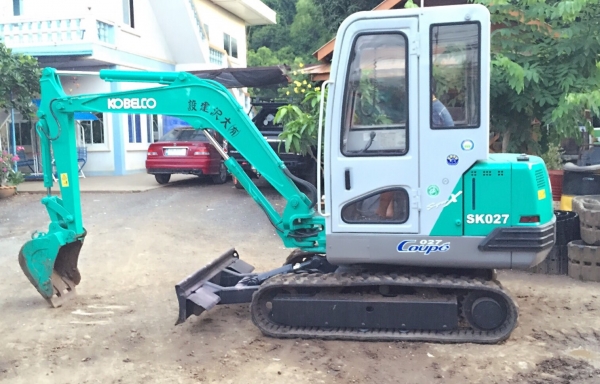 ขายรถขุดแบคโฮKOBELCO sk027ขนาดเท่าpc30เครื่องยนต์เทอร์โบเก่านอกแท้ญี่ปุ่นเอกสารอินวอย์นำเข้าไม่เคยใช้งานในไทย