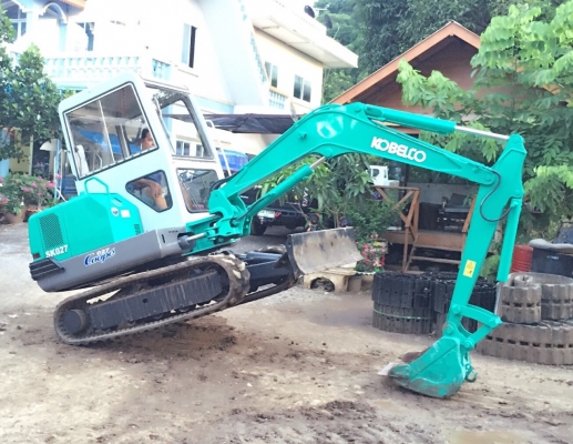 ขายรถขุดแบคโฮKOBELCO sk027ขนาดเท่าpc30เครื่องยนต์เทอร์โบเก่านอกแท้ญี่ปุ่นเอกสารอินวอย์นำเข้าไม่เคยใช้งานในไทย