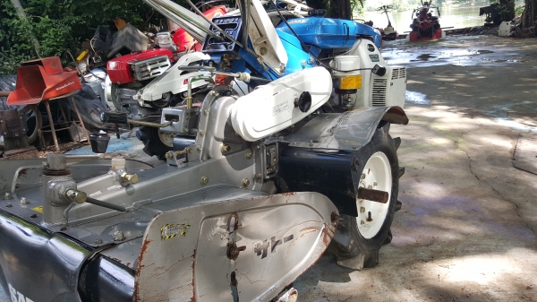 รถพรวนดิน พร้อมใช้งาน รหัสสินค้า B1-20 โรตารีเต็มๆๆๆ รถพรวนดิน พร้อมใช้งาน รหัสสินค้า B1-20 โรตารีเต็มๆๆๆ