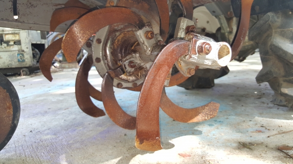 รถพรวนดิน พร้อมใช้งาน รหัสสินค้า B1-20 โรตารีเต็มๆๆๆ รถพรวนดิน พร้อมใช้งาน รหัสสินค้า B1-20 โรตารีเต็มๆๆๆ