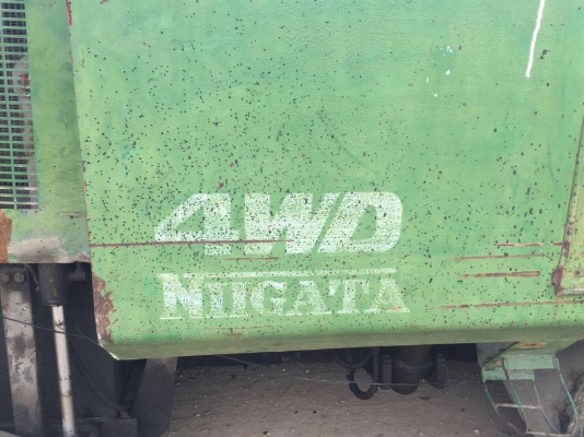 ขายรถปูยางขนาดกลาง