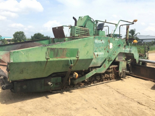 ขายรถปูยางขนาดกลาง