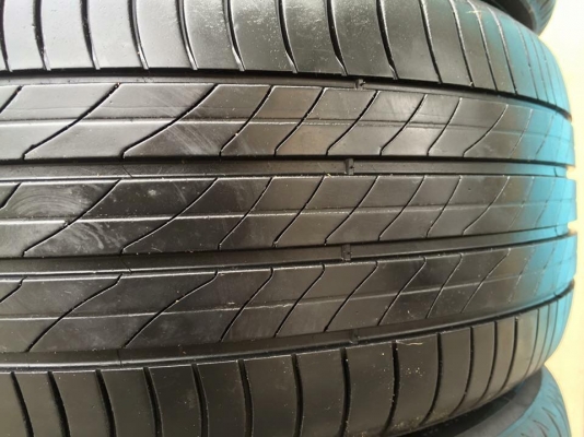 ขายยาง MICHELIN PRIMACY 3ST 225-50-17 ปี15 ดอกหนาจัด ไม่มีตำหนิ ไม่มีปะ ไม่กินข้าง ชุดละ 5,900 บาท