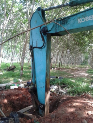 รถแบคโฮ KOBELCO 200 - 5. สนใจติดต่อ 081 - 6079515