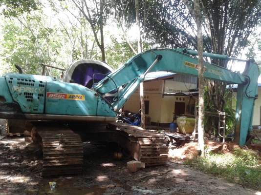รถแบคโฮ KOBELCO 200 - 5. สนใจติดต่อ 081 - 6079515