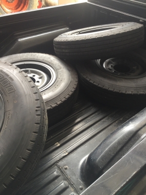 ล้อพร้อมยางบรรทุกรถIsuzu nlr130สภาพป้ายแดง