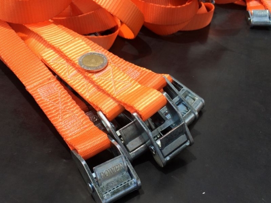 สายรัดสัมภาระพร้อมหัว Autoล๊อค ผลิตจากใยโพลีเอสเตอร์ เส้นละ 40บาท สายรัดสัมภาระพร้อมหัว Autoล๊อค ผลิตจากใยโพลีเอสเตอร์ เส้นละ 40บาท