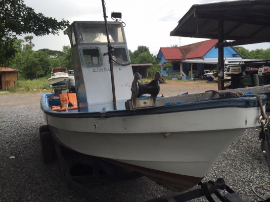 เรือยามาฮ่าทรางประมง 21 ฟุต เครือง 40 โฟ เรือยามาฮ่าทรางประมง 21 ฟุต เครือง 40 โฟ