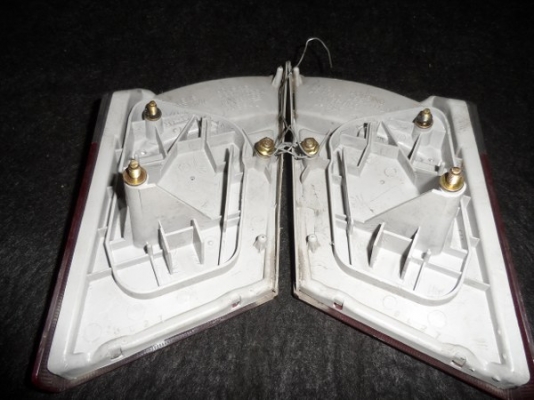 ขาย ทับทิบฝาท้าย มิตซูบิชิ แลนเซอร์ ซีเค4 มือสอง Mitsubishi Lancer CK4 ของแท้นำเข้าจากญี่ปุ่น ขาย ทับทิบฝาท้าย มิตซูบิชิ แลนเซอร์ ซีเค4 มือสอง Mitsubishi Lancer CK4 ของแท้นำเข้าจากญี่ปุ่น