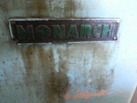 เครื่องกลึงMONARCH