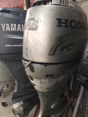 สำราญมารีน ขายเครื่องเรือ Honda 75hp